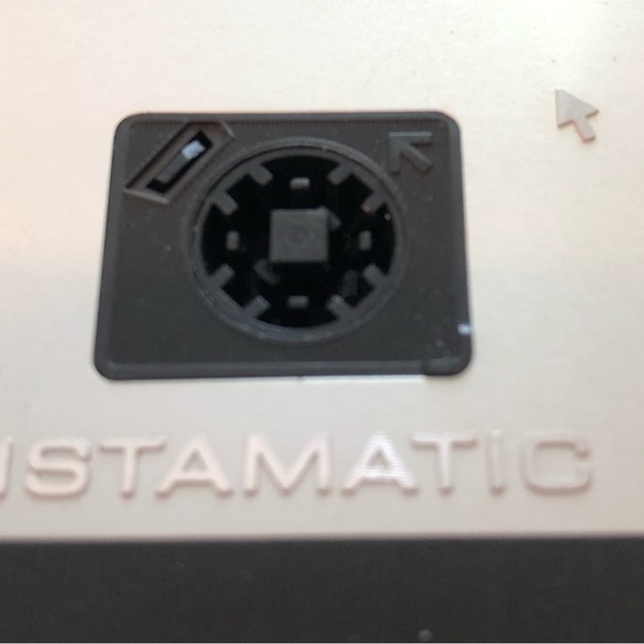 Vintage Kodak Pocket Instamatic 20 Camera - Picture 11 of 12